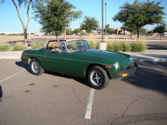 1977 GREEN MG MGB Convertible