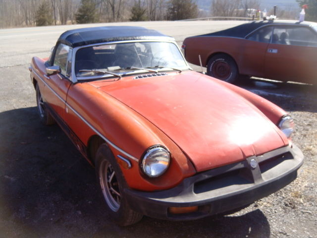 1977 Red MG MGB Convertible