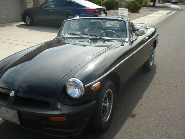 1977 Black MG MGB Convertible