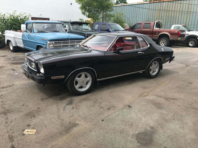 1977 Black Ford Mustang