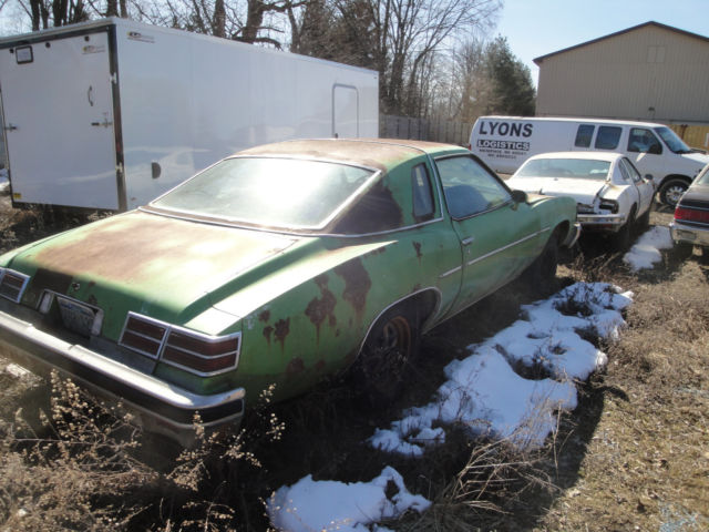 1977 White Pontiac Le Mans Coupe