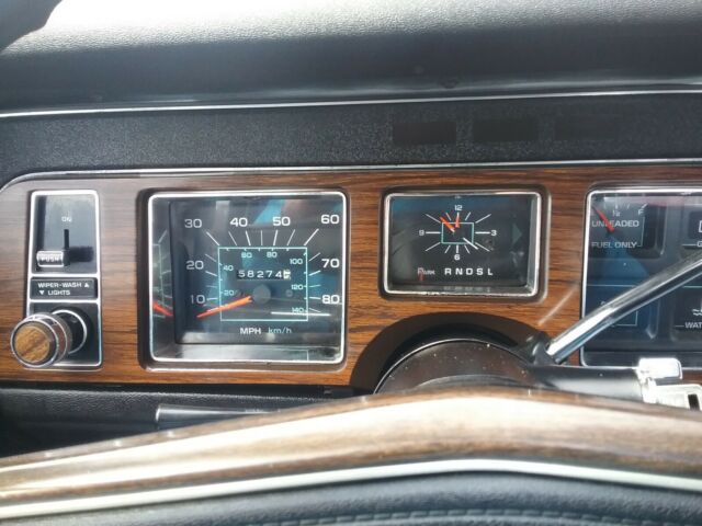 1977 White Pontiac Catalina Coupe