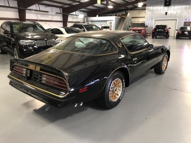 1977 -- Pontiac Firebird 2D Coupe