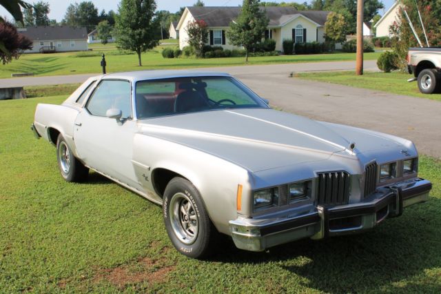 1977 Gray Pontiac Grand Prix Coupe