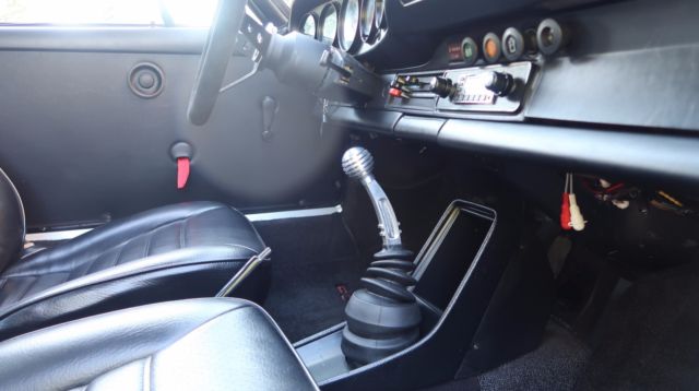 1977 GUARDS RED Porsche 911 Coupe