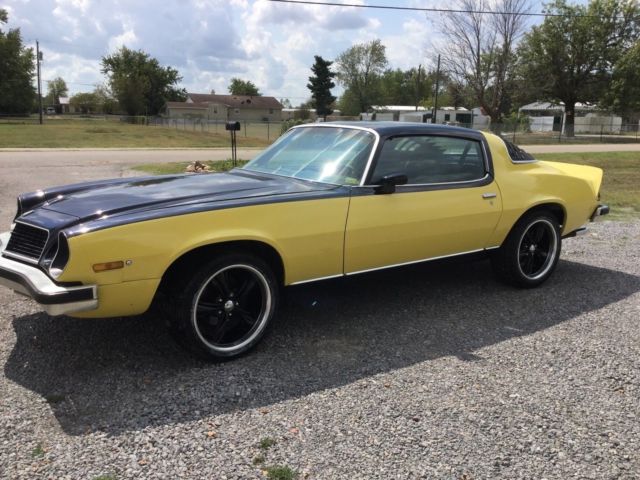 1977 Black/Yellow Chevrolet Camaro Coupe