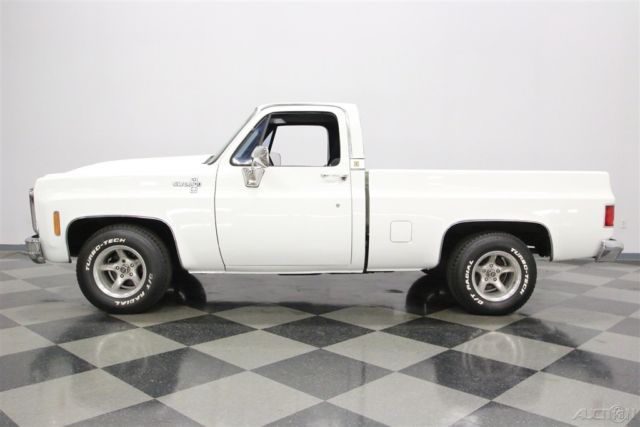 1977 White Chevrolet C10