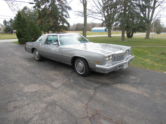 1977 Silver Oldsmobile Toronado Coupe