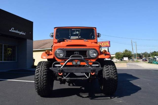 1977 Orange Toyota FJ Cruiser SUV