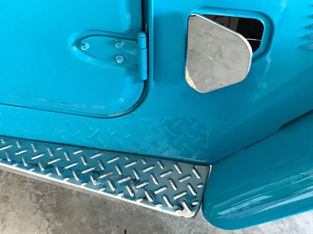 1977 Blue / White Toyota Land Cruiser