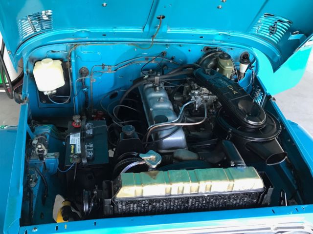 1977 Blue / White Toyota Land Cruiser