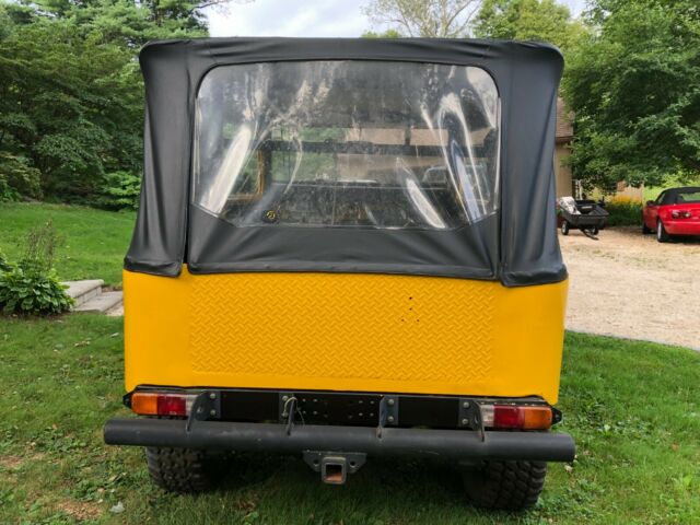 1977 Yellow Toyota Land Cruiser SUV