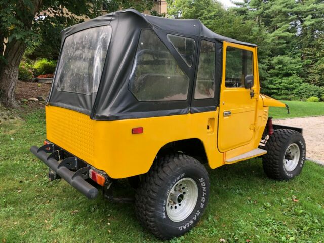 1977 Yellow Toyota Land Cruiser SUV