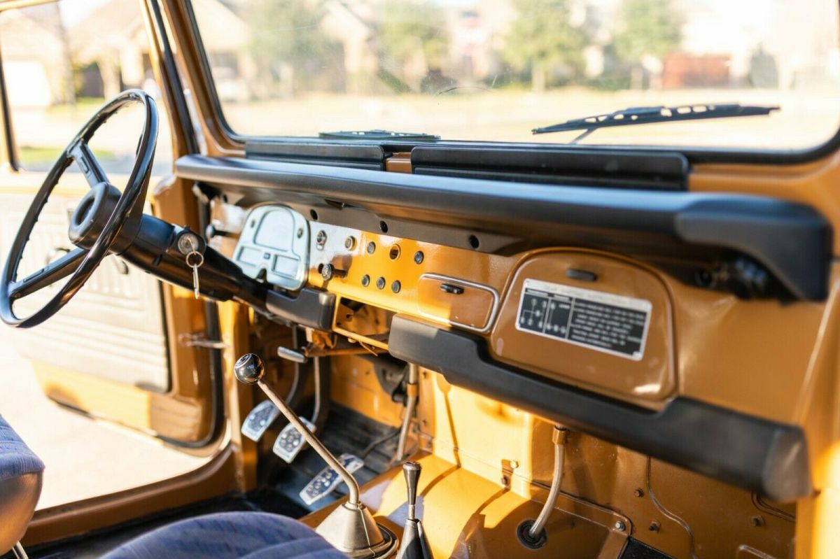 1977 Orange Toyota Land Cruiser SUV