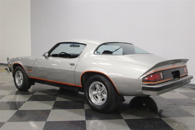 1977 Silver Chevrolet Camaro
