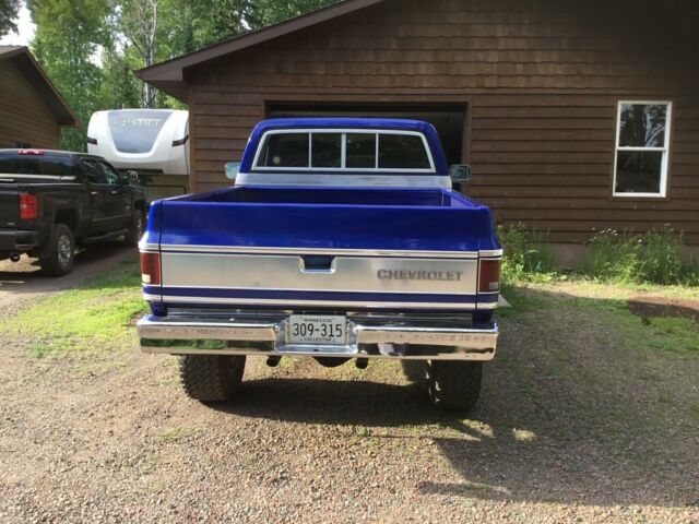 1977 Blue Chevrolet C-10 Standard Cab Pickup