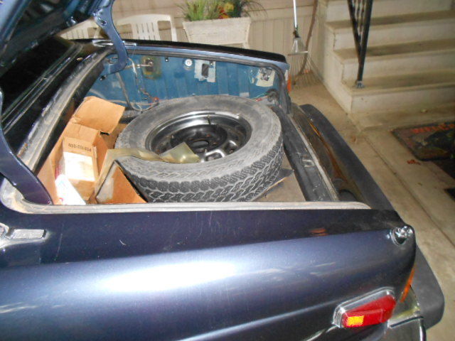 1977 Blue Jaguar XJ6 COUPE