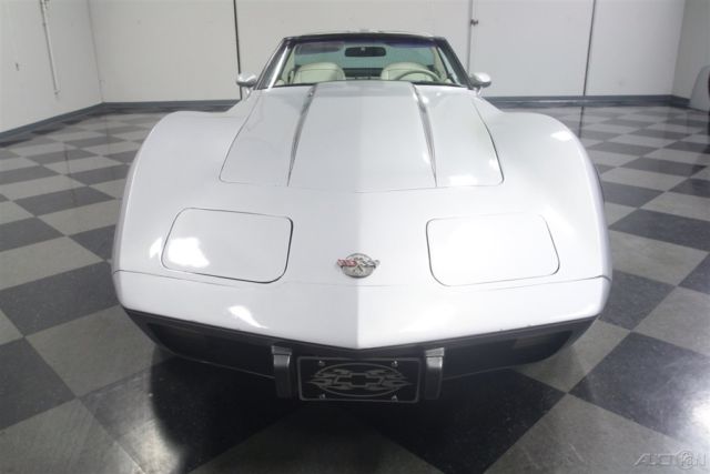 1978 Silver Chevrolet Corvette