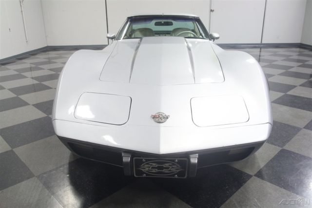 1978 Silver Chevrolet Corvette