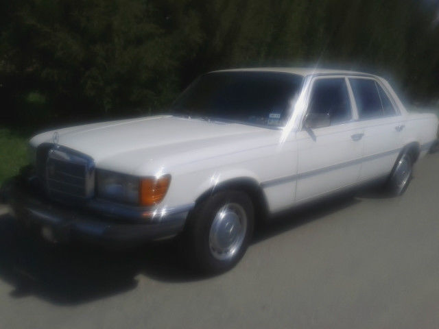 1978 White Mercedes-Benz S-Class Sedan