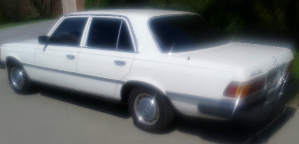 1978 White Mercedes-Benz S-Class Sedan