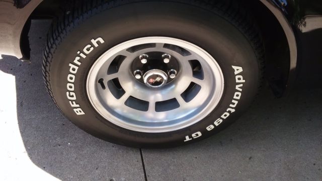 1978 Burgundy Chevrolet Corvette