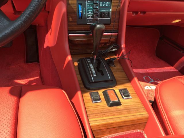 1978 Silver Mercedes-Benz 400-Series Convertible