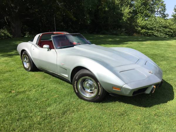 1978 Silver Chevrolet Corvette Coupe