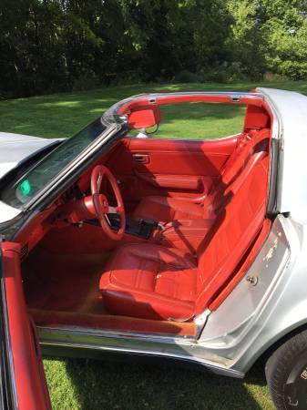 1978 Silver Chevrolet Corvette Coupe