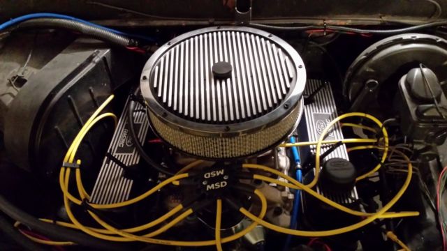 1978 Silver Ford Bronco