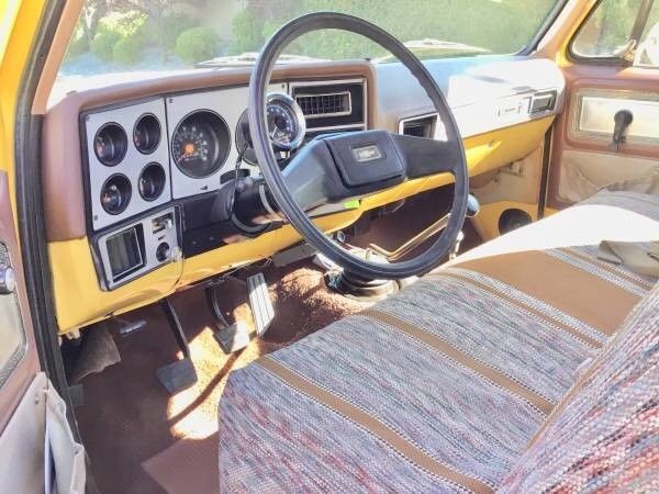1978 Yellow Chevrolet C-10