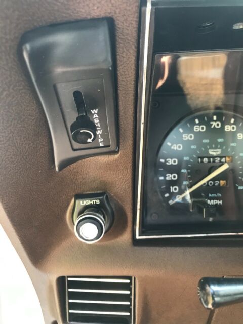 1978 White Chevrolet Corvette