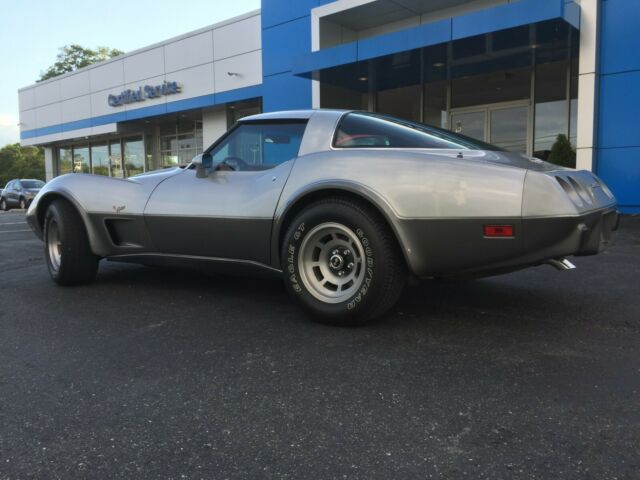 1978 Silver Chevrolet Corvette Coupe