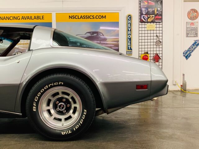 1978 Silver Chevrolet Corvette Coupe