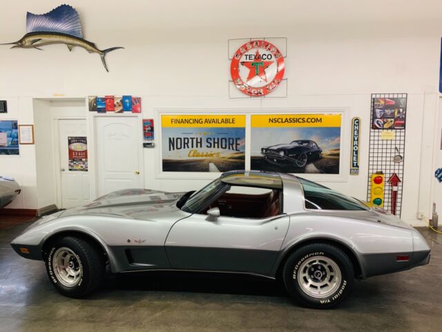 1978 Silver Chevrolet Corvette Coupe