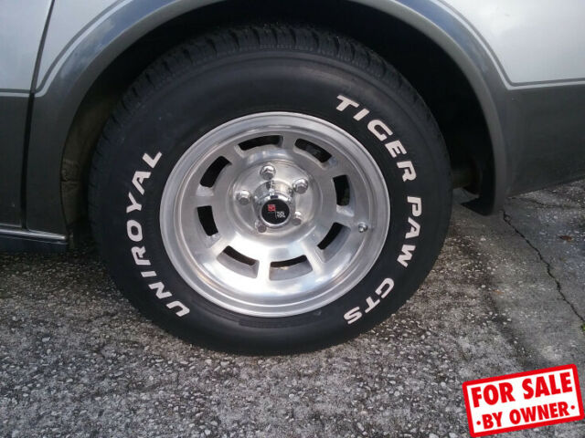 1978 Silver Chevrolet Corvette Coupe