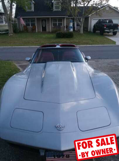 1978 Silver Chevrolet Corvette Coupe