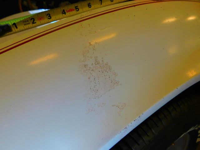 1978 White Chevrolet Corvette Coupe