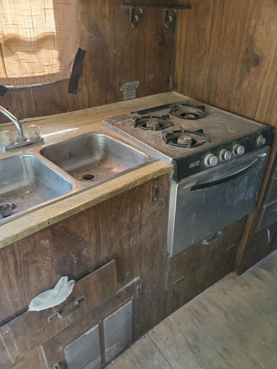 1978 White Chevrolet tasca Van