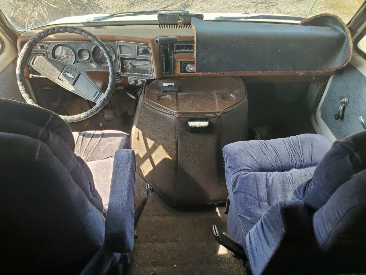 1978 White Chevrolet tasca Van