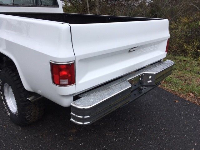 1978 White Chevrolet C/K Pickup 1500 Pickup