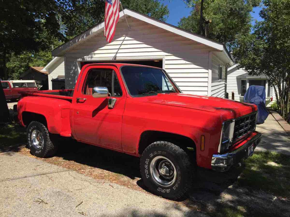 1978 Red Chevrolet Pickup Pickup