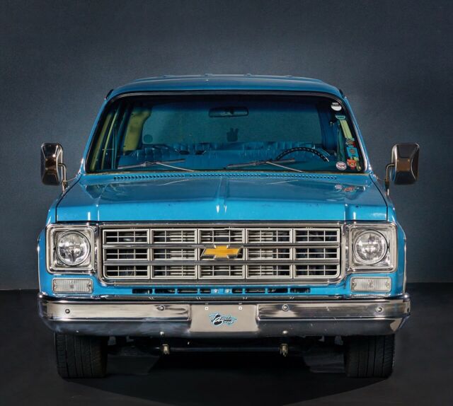 1978 Blue Chevrolet Suburban
