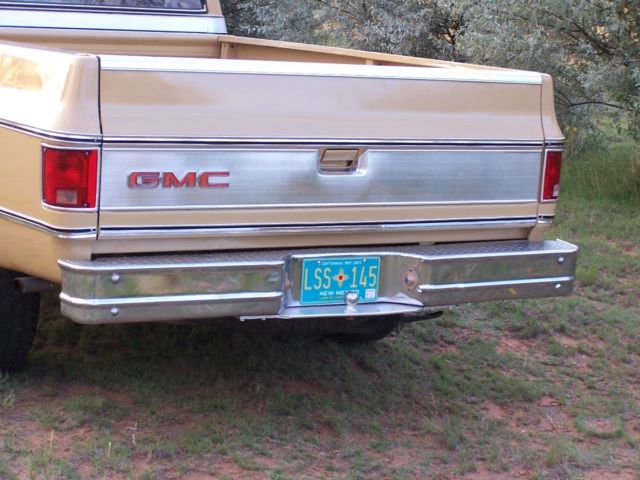 1978 Yellow Chevrolet C-10 Standard Cab Pickup