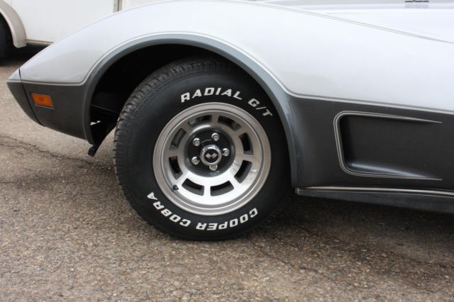 1978 Silver Chevrolet Corvette --