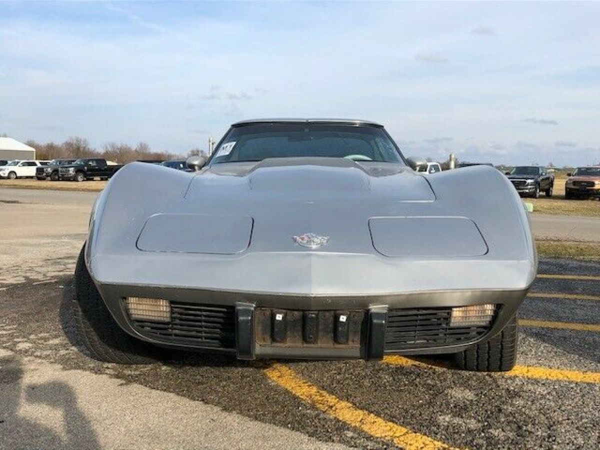 1978 Silver Chevrolet Corvette Coupe