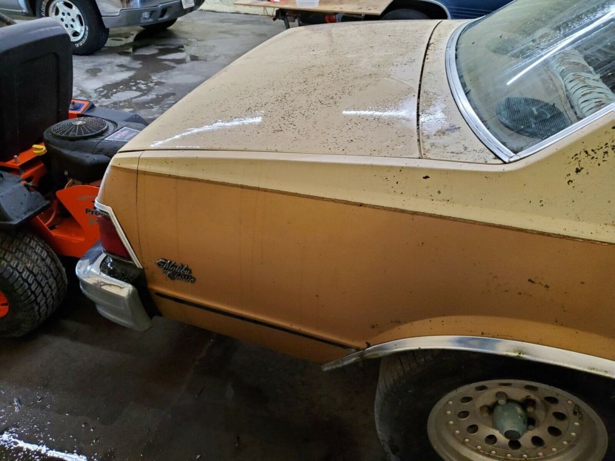 1978 Gold Chevrolet Malibu Coupe