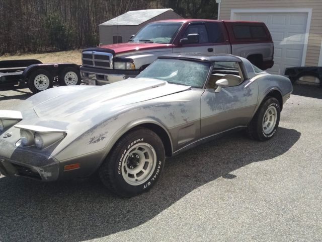 1978 Silver Chevrolet Corvette Coupe