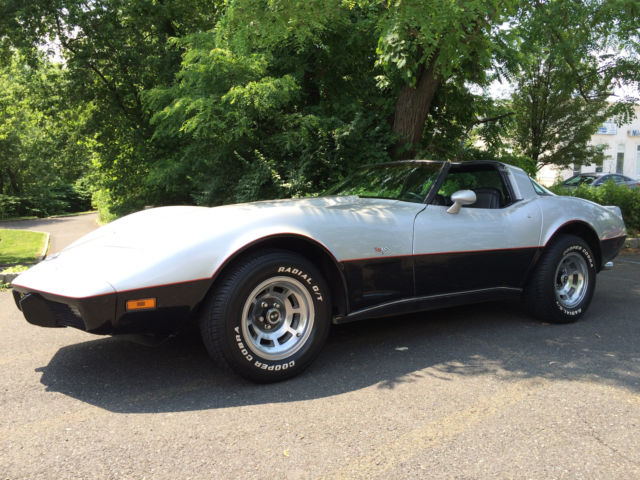 1978 Silver over black Chevrolet Corvette Mirrored T-Top
