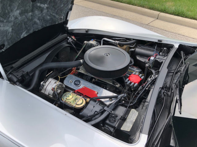 1978 Silver Chevrolet Corvette Coupe